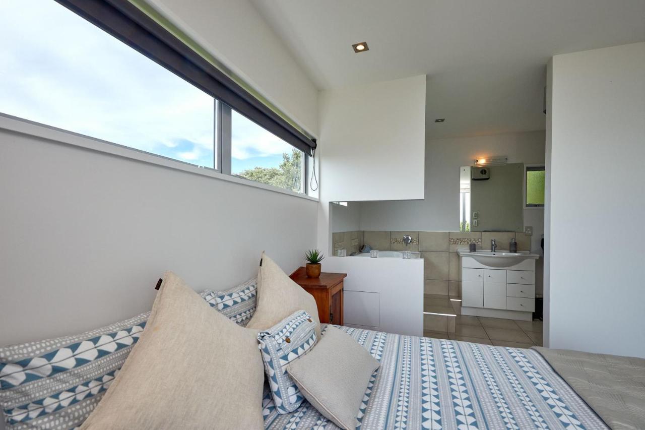 Villa Bellbird Scenic Retreat - Views Of Alps And Ocean Kaikoura Exterior foto
